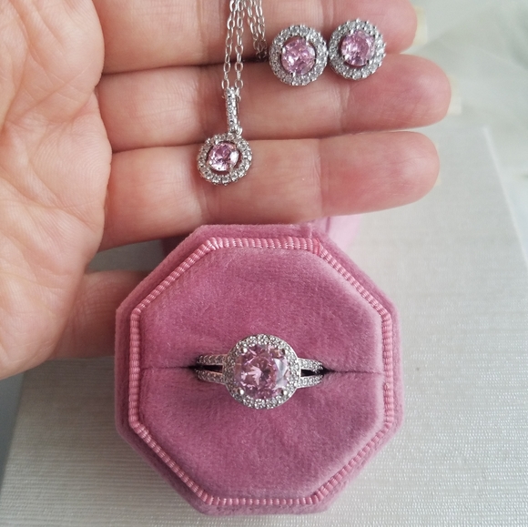 Swarovski Elements 925 Sterling Silver Round Pink Solitaire Halo Ring NEW - Picture 12 of 17
